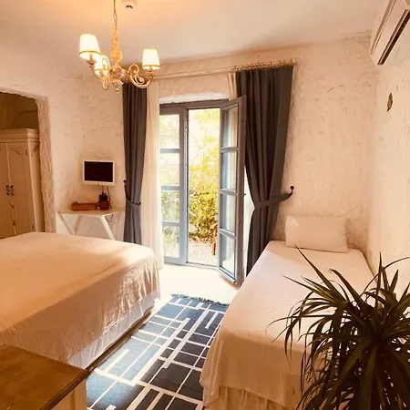 Mina By Adda Alacati *